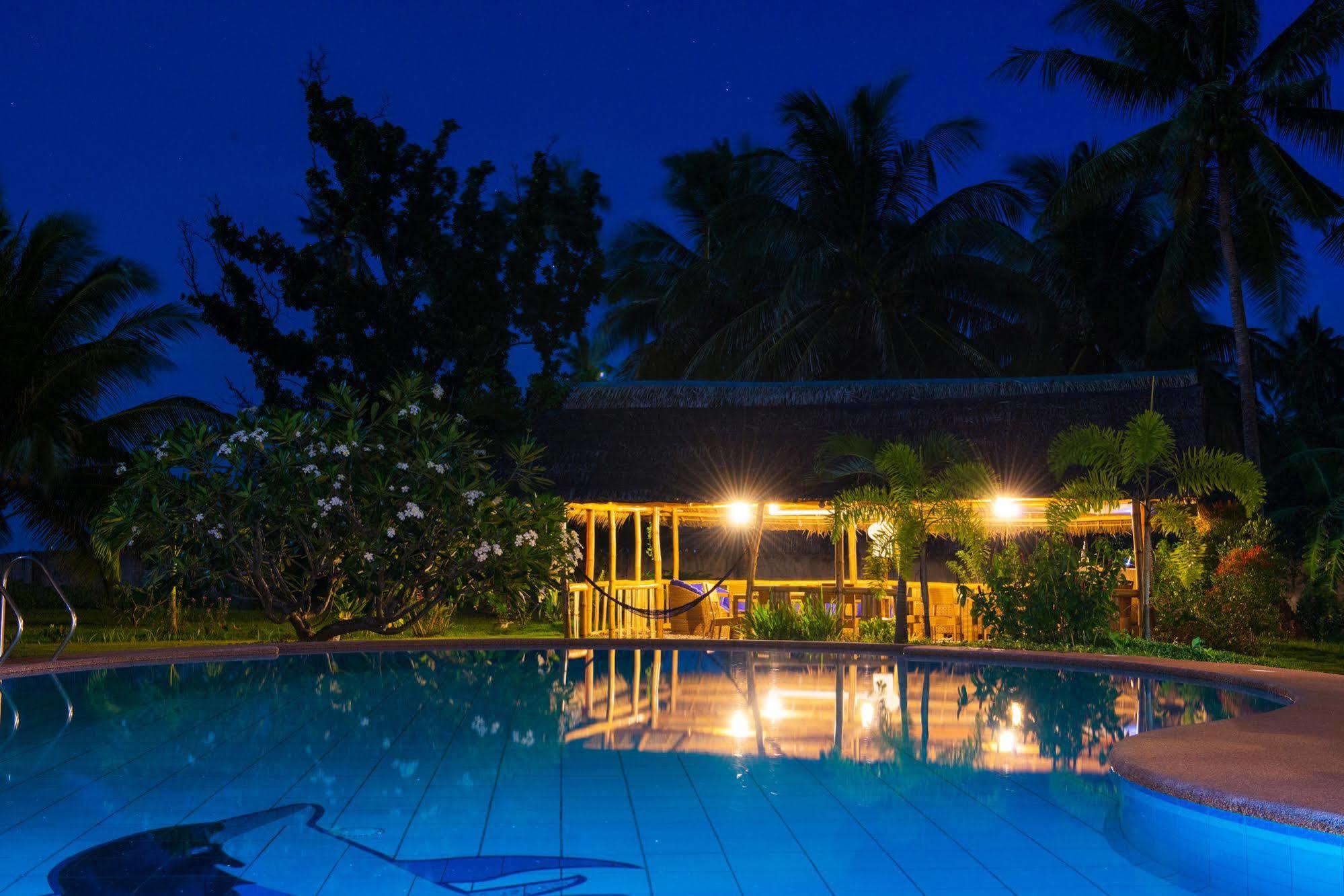 Acqua Dive Bed & Breakfast Zamboanguita  Bagian luar foto