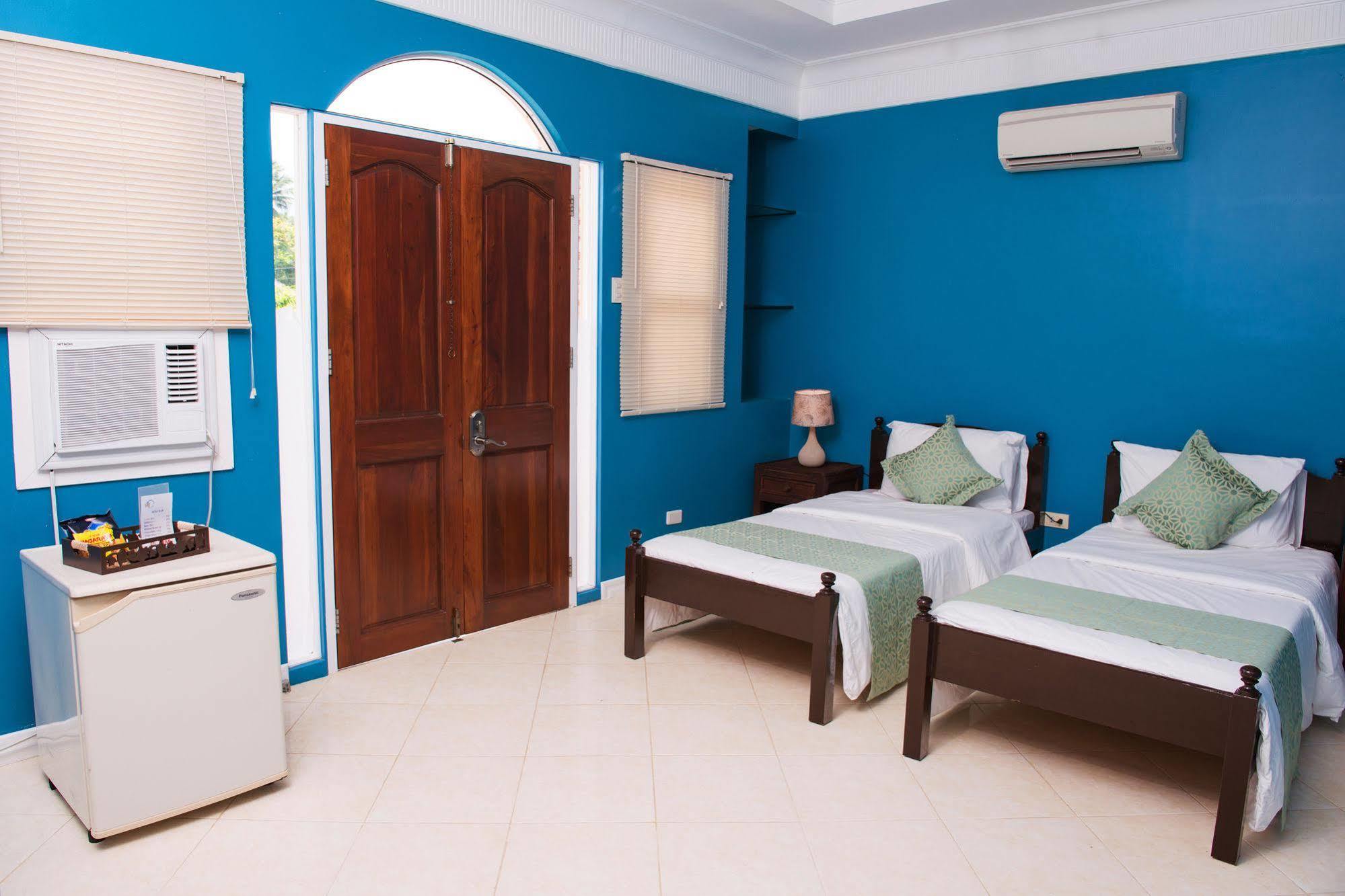 Acqua Dive Bed & Breakfast Zamboanguita  Bagian luar foto